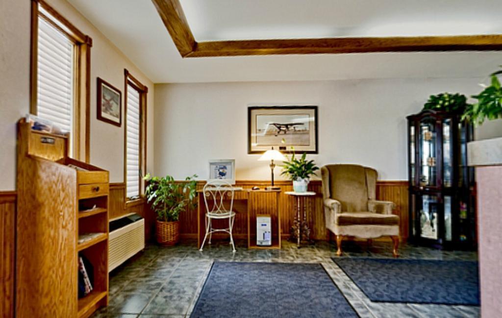 锡夫里弗福尔斯美洲最佳价值套房酒店 Thief River Falls 外观 照片